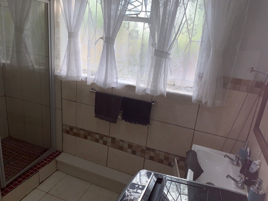 To Let 4 Bedroom Property for Rent in Wilgehof Free State